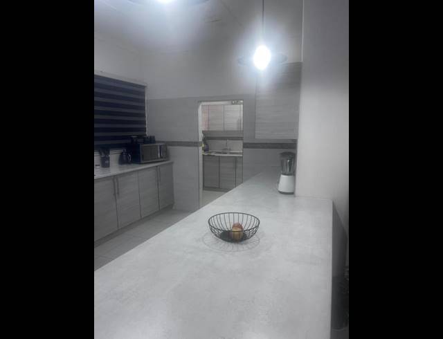 3 BEDROOM PROPERTY TO RENT IN RIVIERA PARK